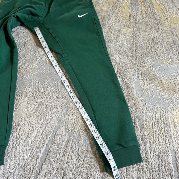 Nike Sportswear Club Fleece Joggers pull on green sweatpants medium - Picture 4 of 12